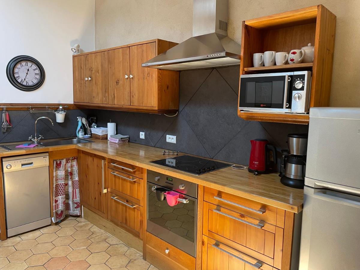Holidays In Lagrasse Exterior photo