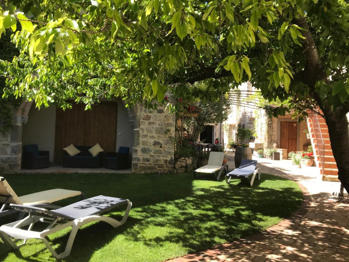 Holidays In Lagrasse Exterior photo